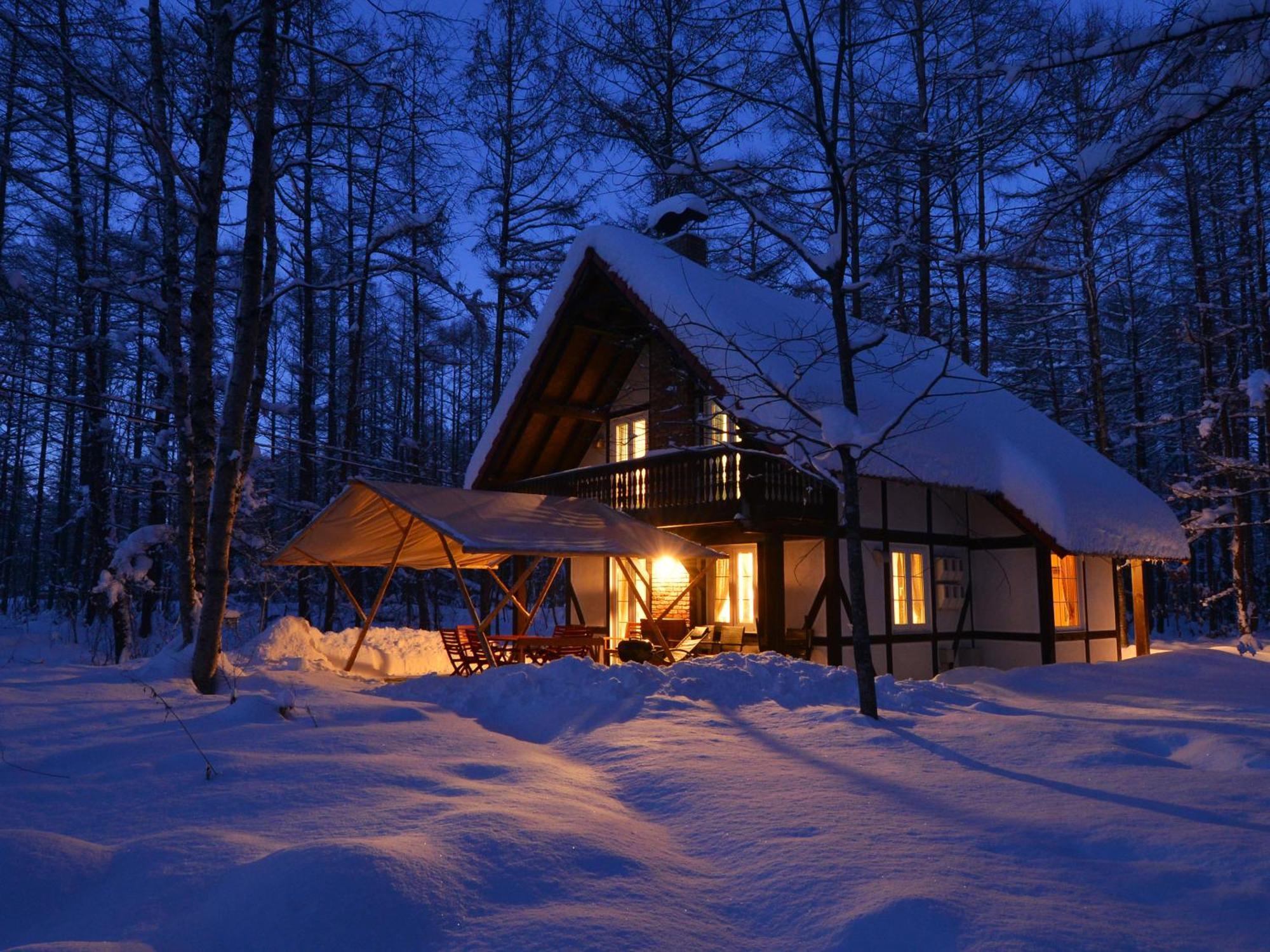 โทกาจิ นากาซัตซึไน แกลมปิ้ง รีสอร์ต เฟรีนดอร์ฟ Villa Nakasatsunai ภายนอก รูปภาพ