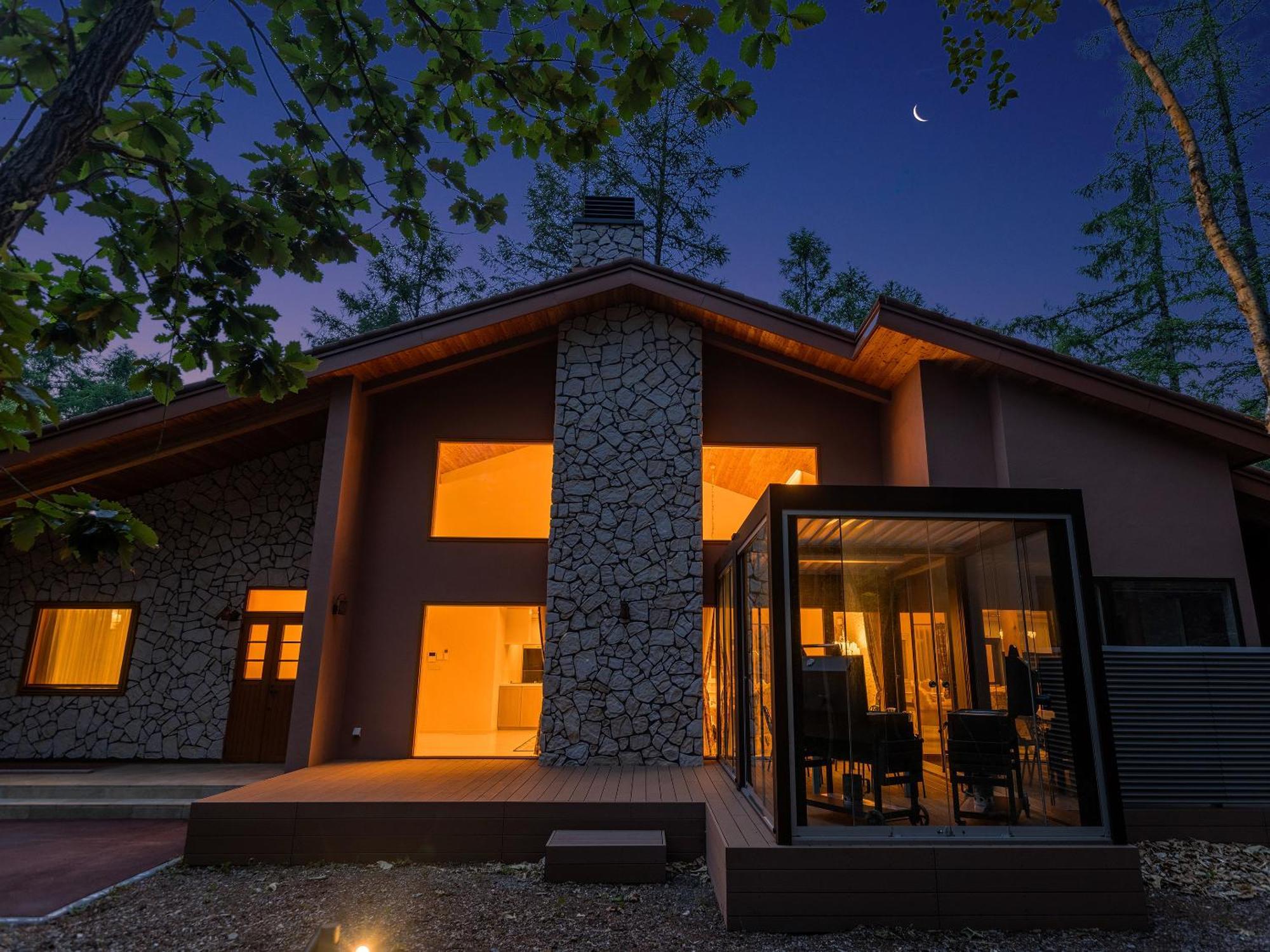 โทกาจิ นากาซัตซึไน แกลมปิ้ง รีสอร์ต เฟรีนดอร์ฟ Villa Nakasatsunai ภายนอก รูปภาพ